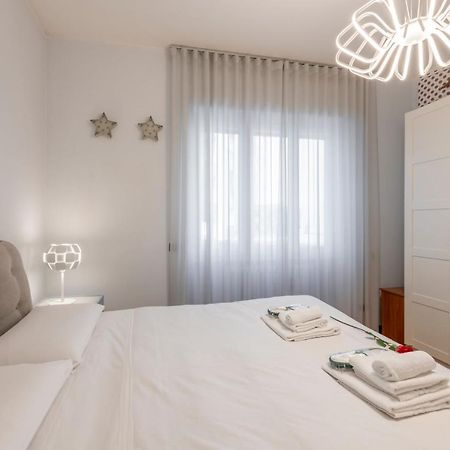 Bnbutler - Stromboli, 22 - Ampio, Luminoso Ed Elegante Milano Ngoại thất bức ảnh